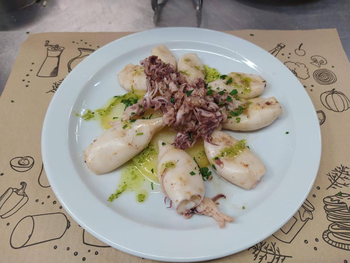 Hostal Ardoi 济祖尔·梅约 外观 照片