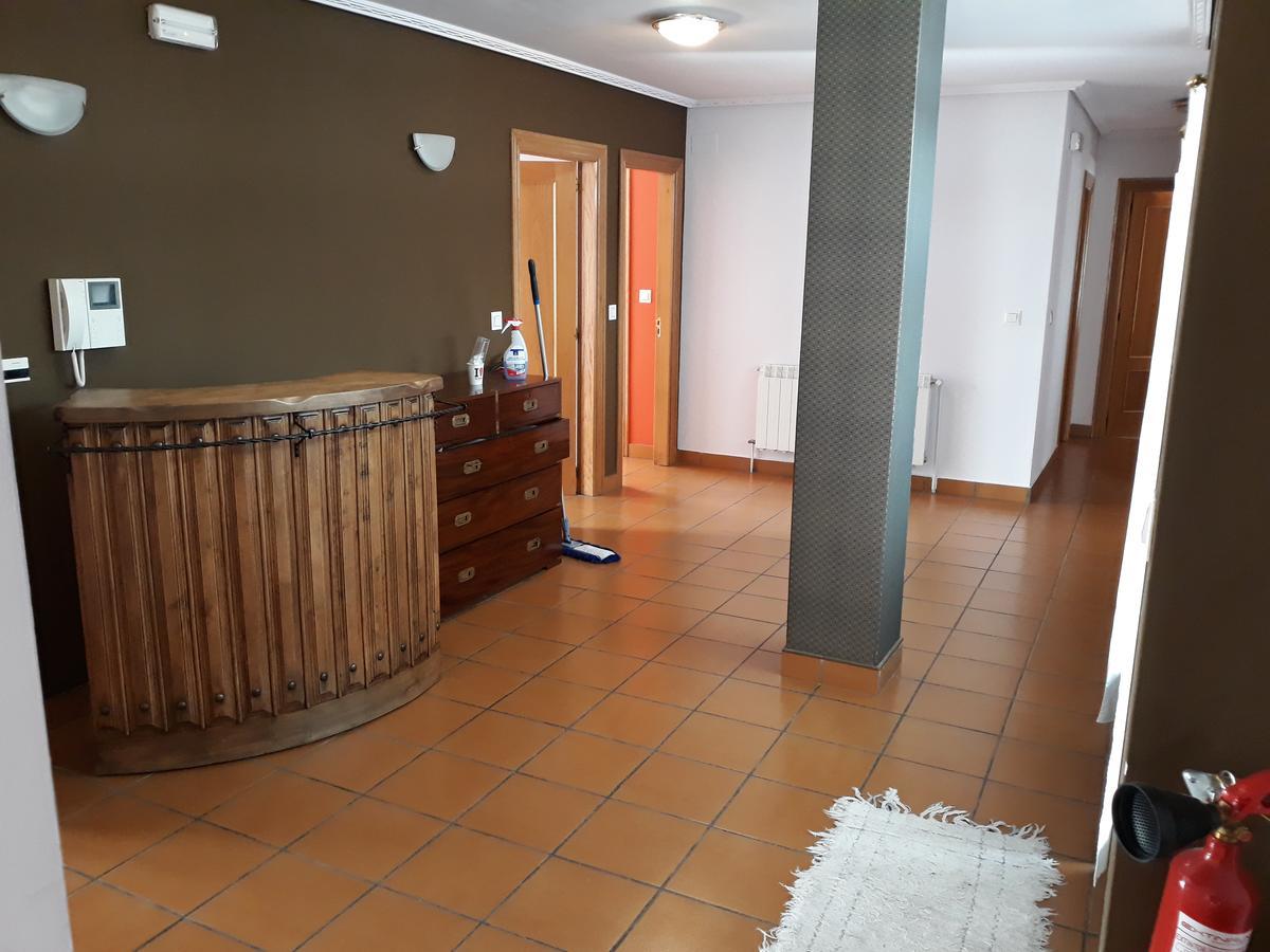 Hostal Ardoi 济祖尔·梅约 外观 照片